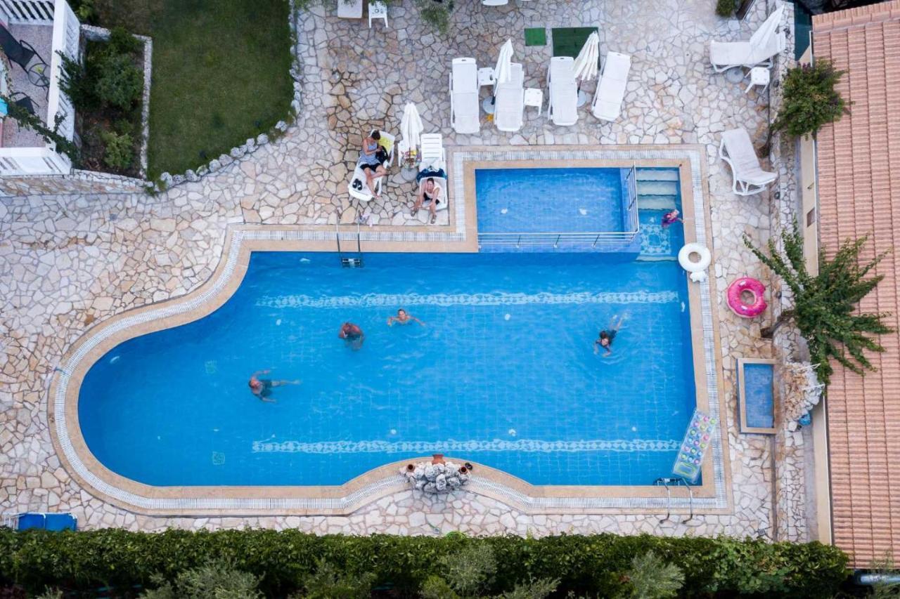 Hotel de apartamente Kyprianos 3*