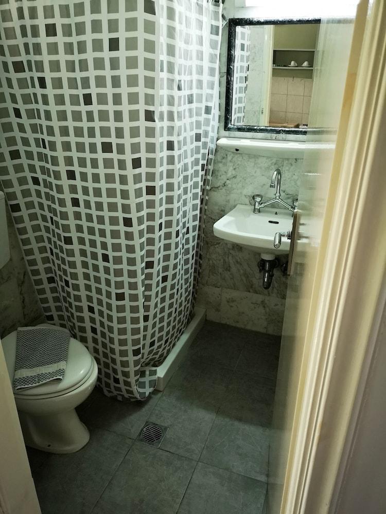 Kyprianos Hotel de apartamente Keri